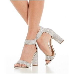 NWT Gianni Bini Nicky Silver Rhinestone Ankle Wrap Chunky Heel Sandals 10